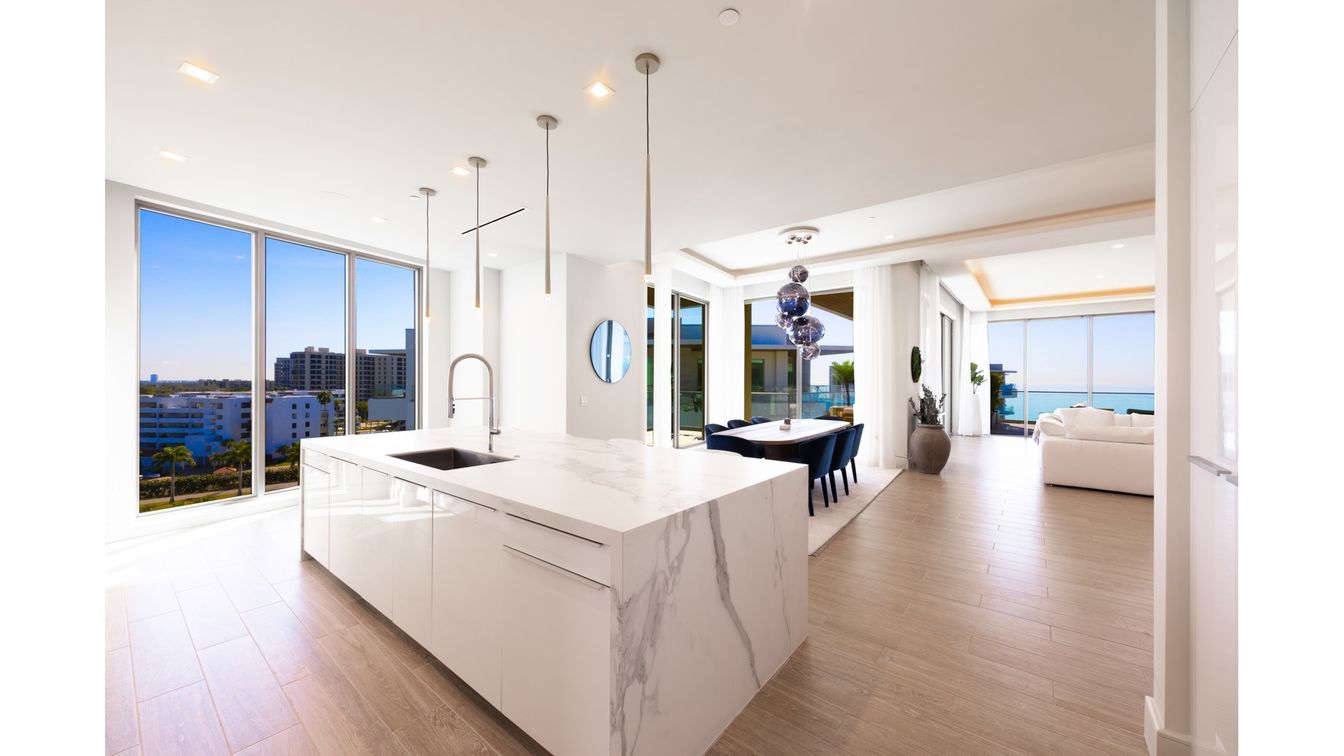 Dining room, Interior, Kitchen, Pendant Lights, Recessed Lighting, Water, Wood Texture Flooring