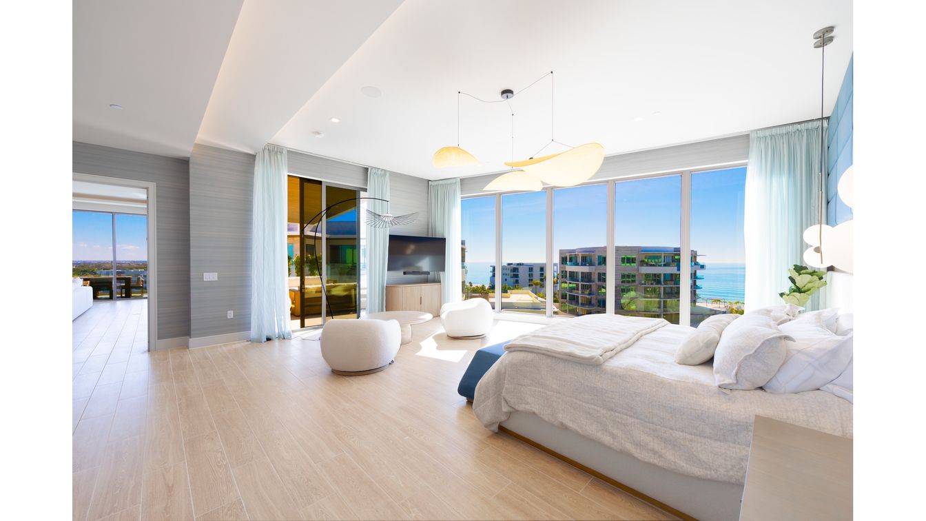 Bedroom, Interior, Pendant Lights, Recessed Lighting, Water, Wood Texture Flooring