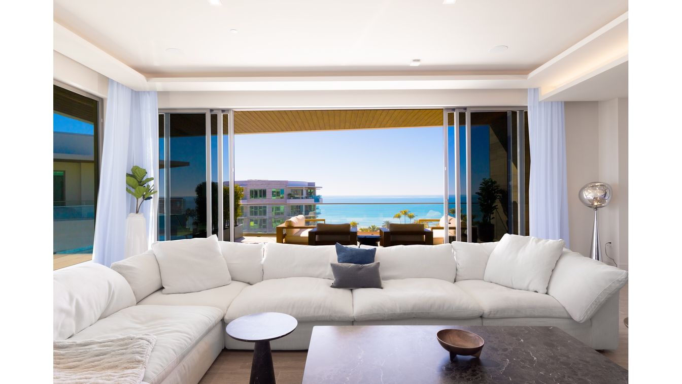 Interior, Living room, Recessed Lighting, Water, Wood Texture Flooring