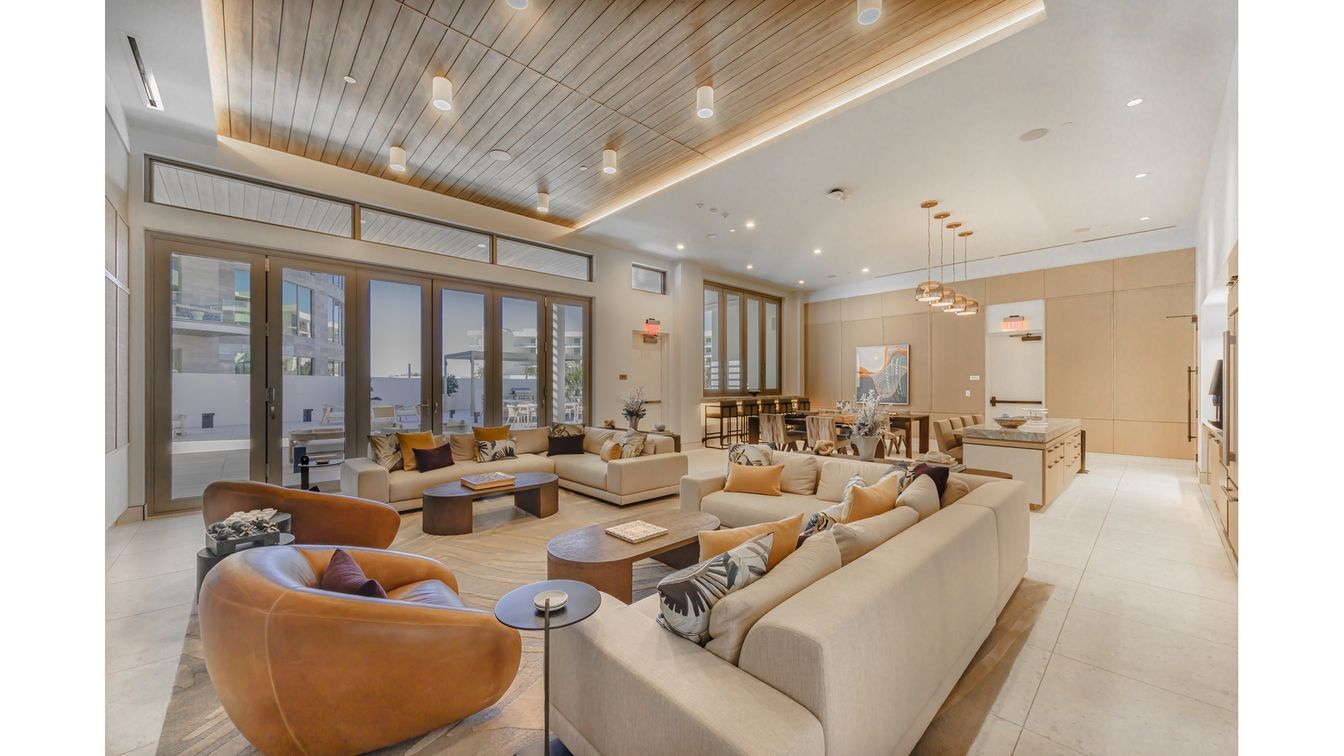 Dining room, Interior, Living room, Pendant Lights, Recessed Lighting