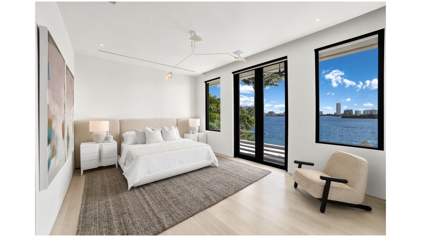 Bedroom, Interior, Pendant Lights, Recessed Lighting, Water, Wood Texture Flooring