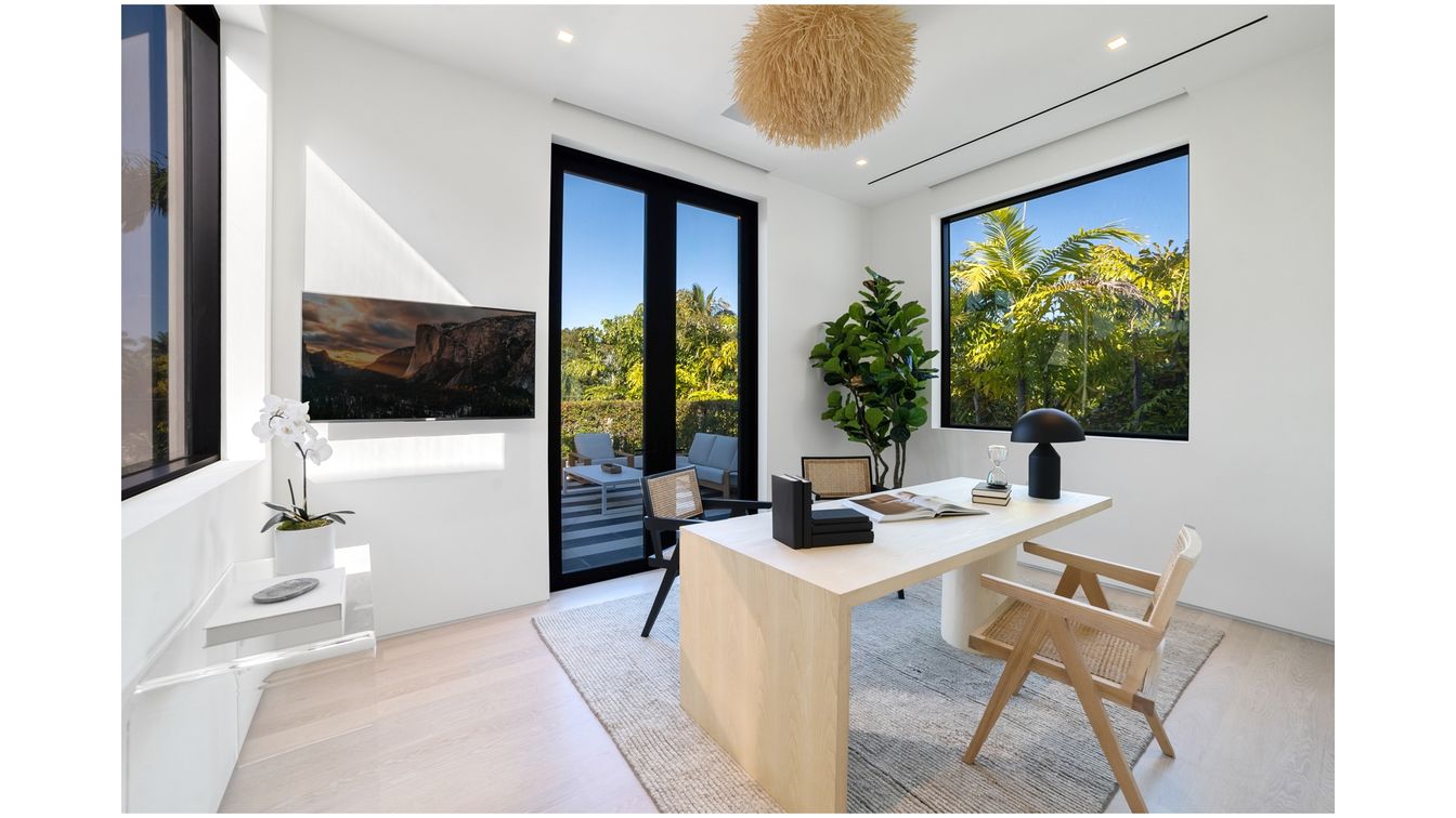 Home Office, Interior, Recessed Lighting, Wood Texture Flooring