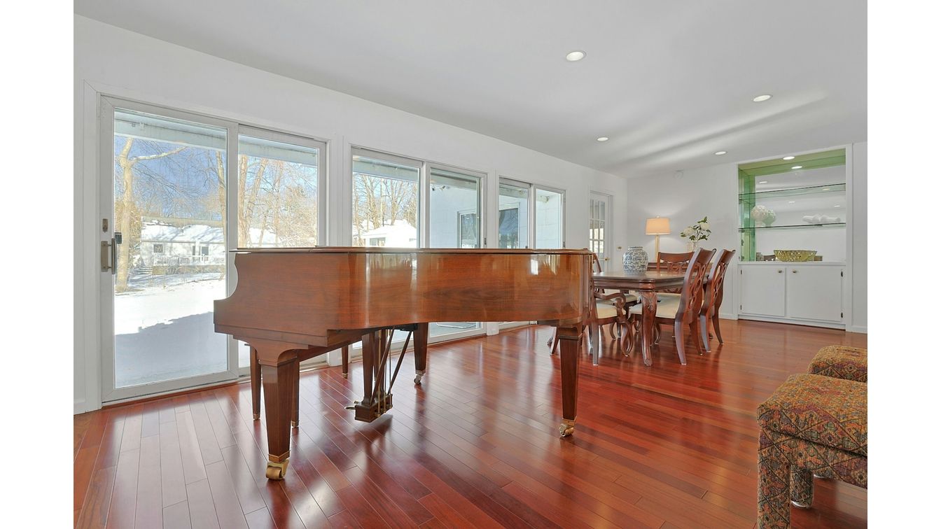 Dining room, Interior, Piano, Recessed Lighting, Wood Texture Flooring