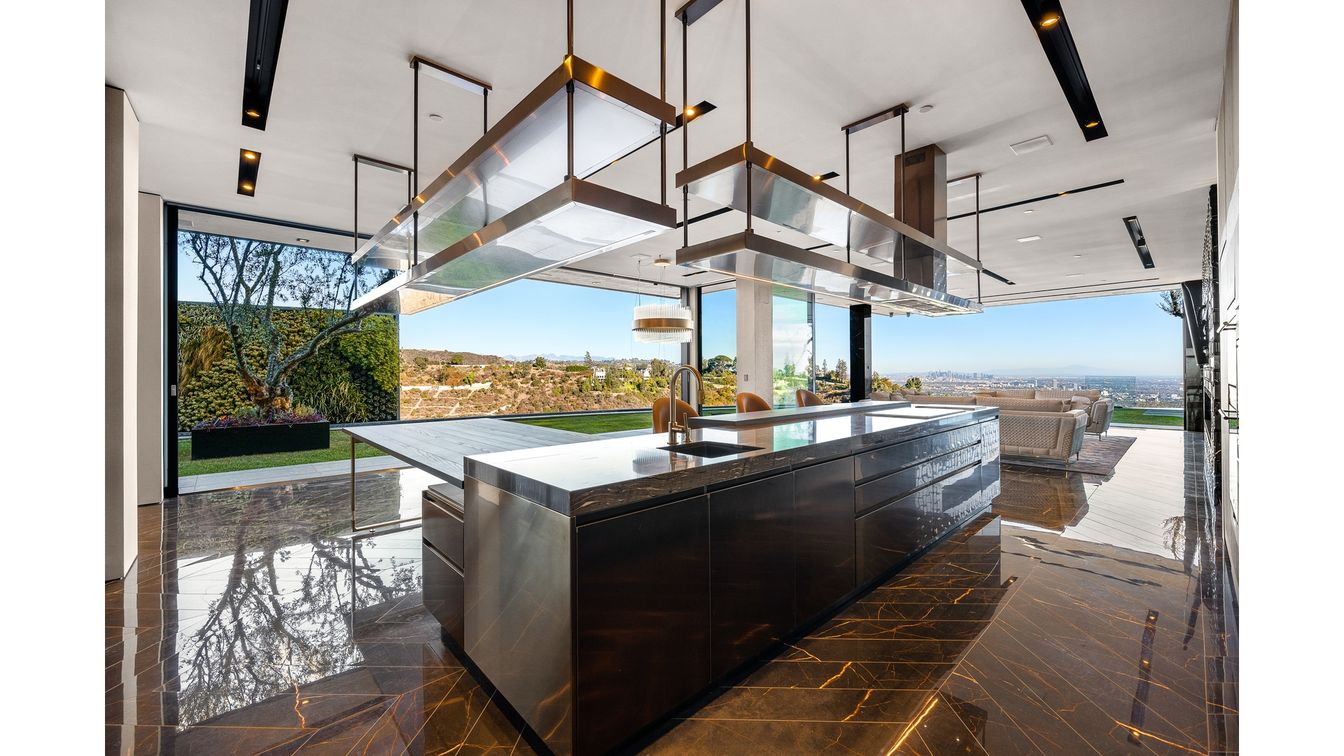 Interior, Marble, Recessed Lighting