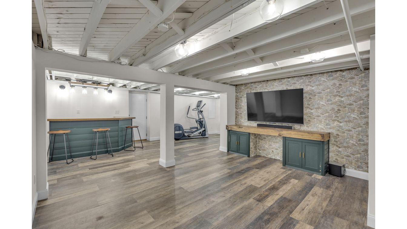 Fitness Equipment, Interior, Stone Walls, Wood Texture Flooring