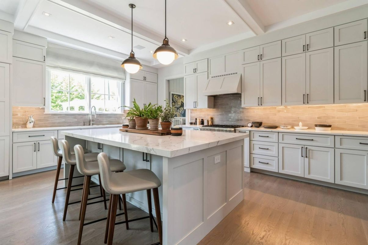 Interior, Kitchen, Pendant Lights, Recessed Lighting, Wood Texture Flooring