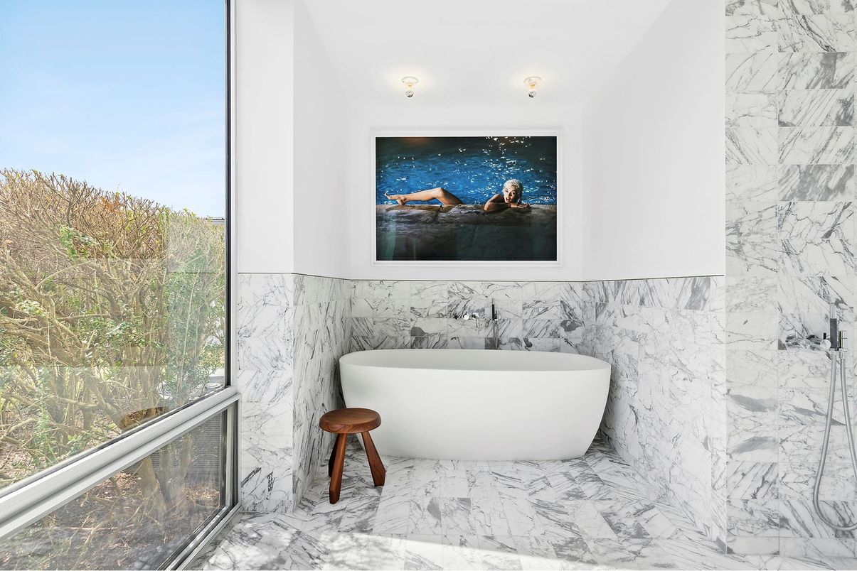 Bathroom, Free Standing Baths, Interior, Marble, Marble Walls