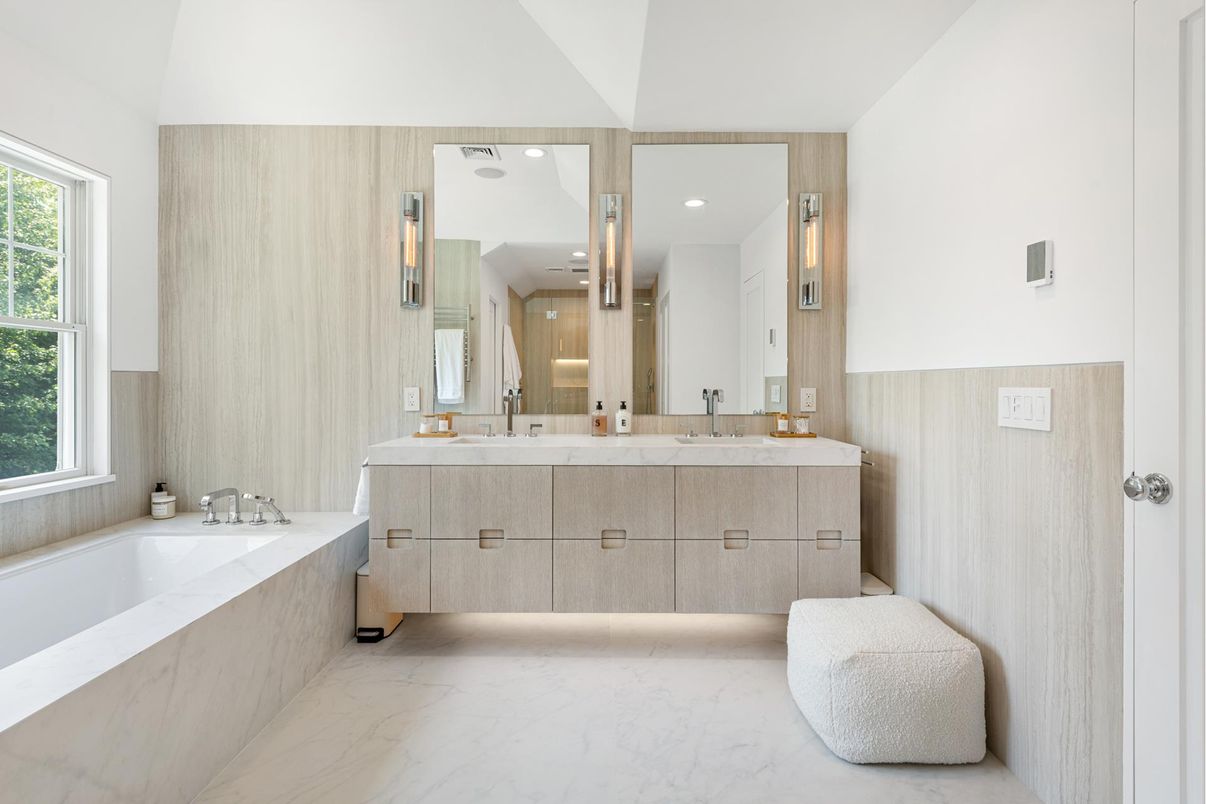 Bathroom, Dual Sink Vanities, Interior, Marble, Recessed Lighting