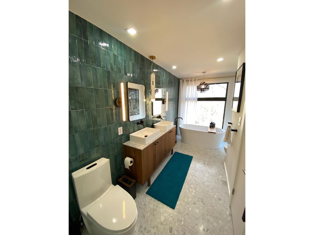 Bathroom, Dual Sink Vanities, Free Standing Baths, Interior, Pendant Lights, Recessed Lighting