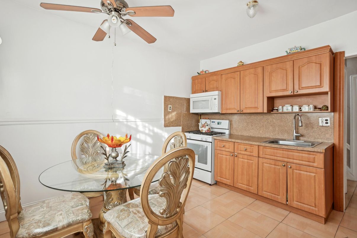 Dining room, Interior, Kitchen