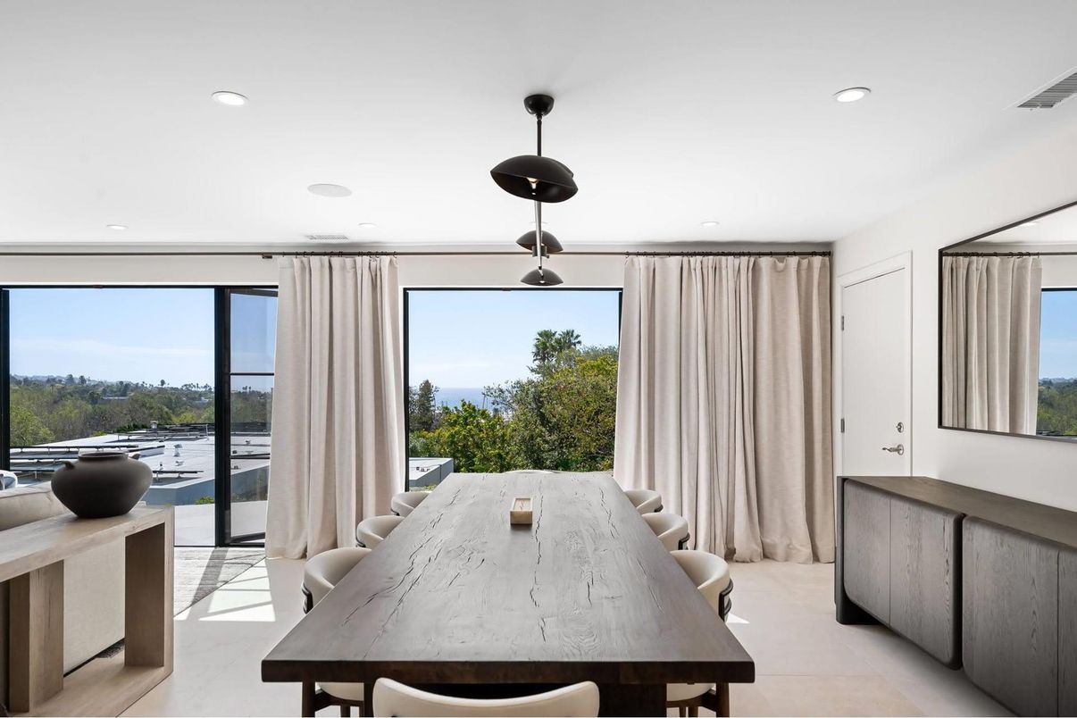 Dining room, Interior, Recessed Lighting, Water