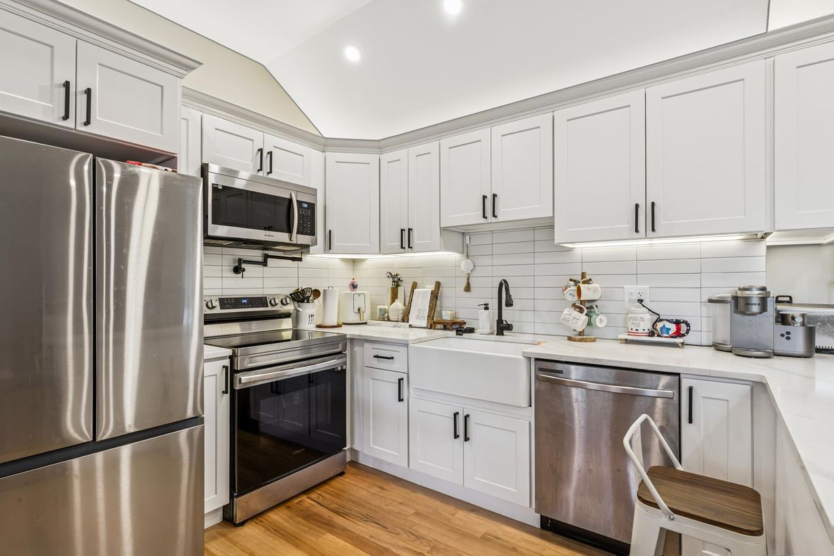 DE Listing image placeholder