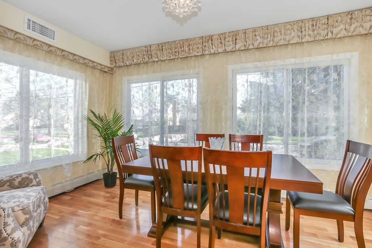 DE Listing image placeholder