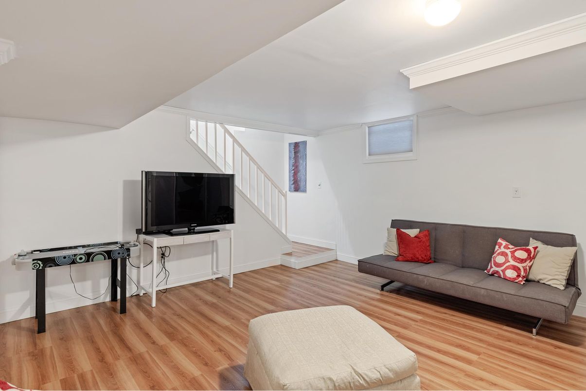 DE Listing image placeholder