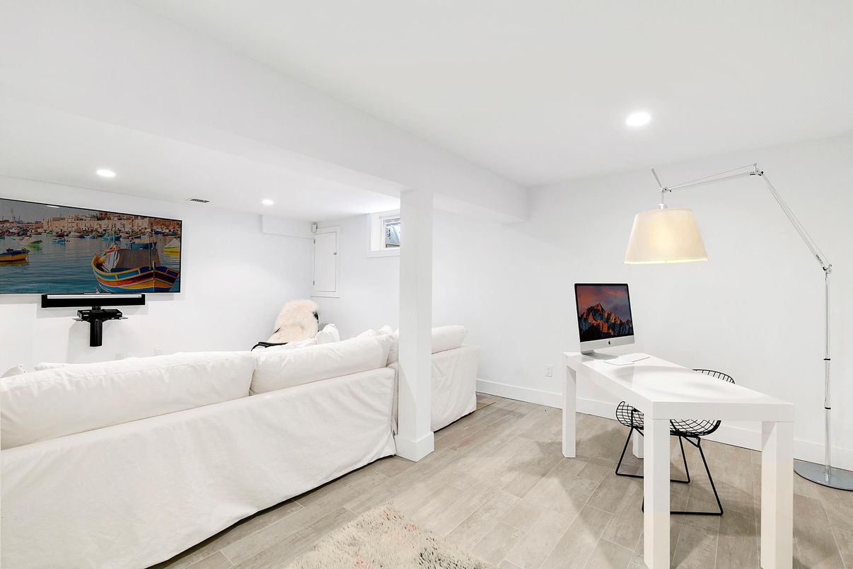 DE Listing image placeholder
