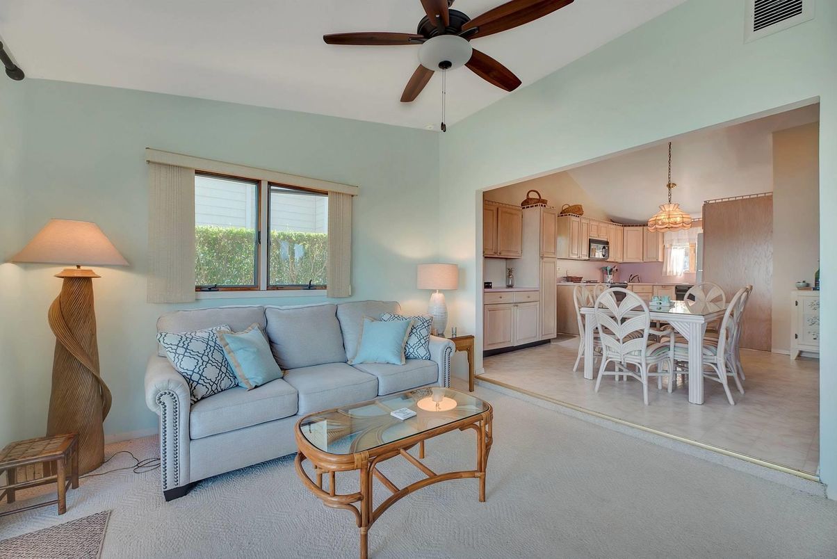 Chandelier, Dining room, Interior, Kitchen, Living room, Pendant Lights