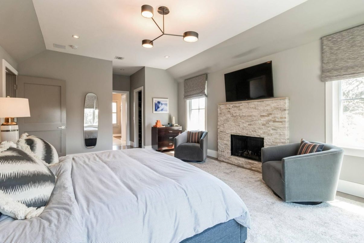 Bedroom, Fireplace, Interior, Pendant Lights, Recessed Lighting