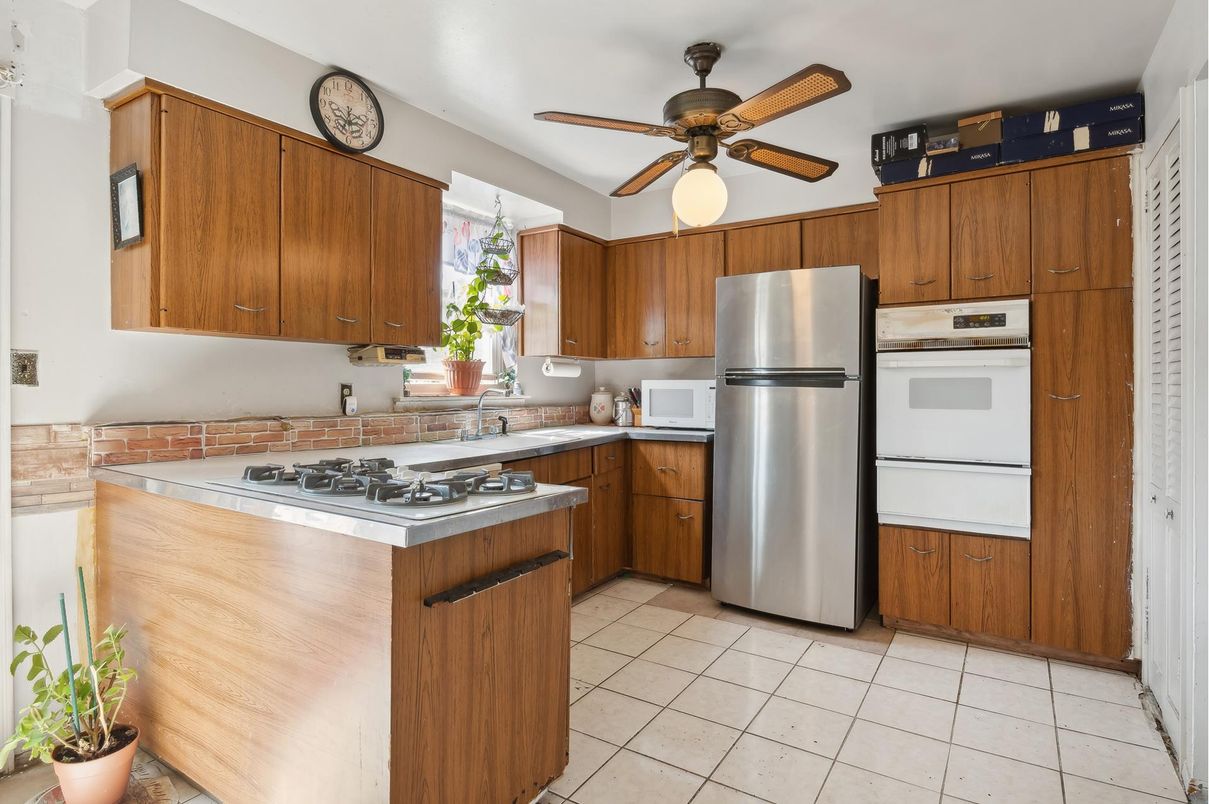 Interior, Kitchen
