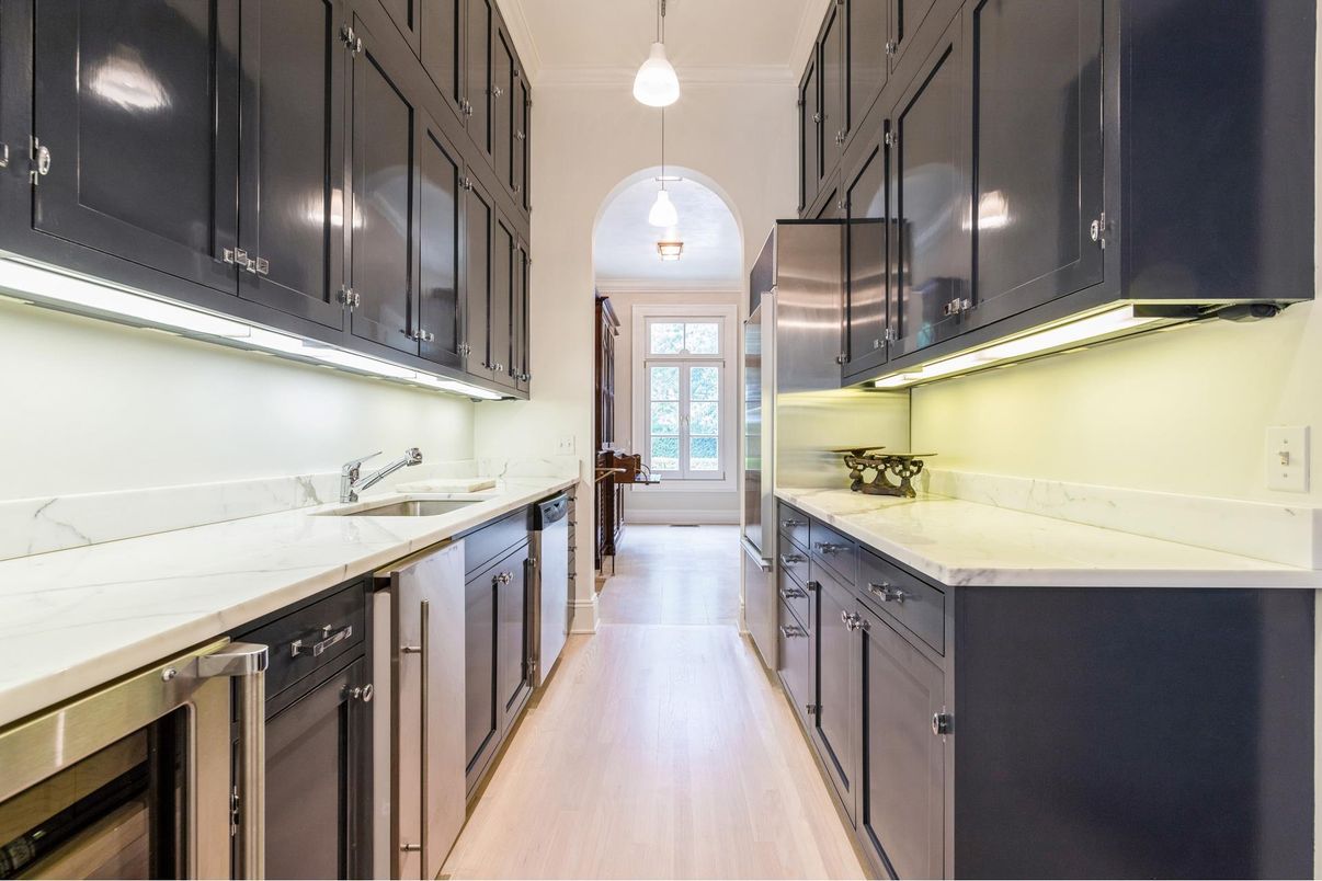 Interior, Kitchen, Pendant Lights, Wood Texture Flooring