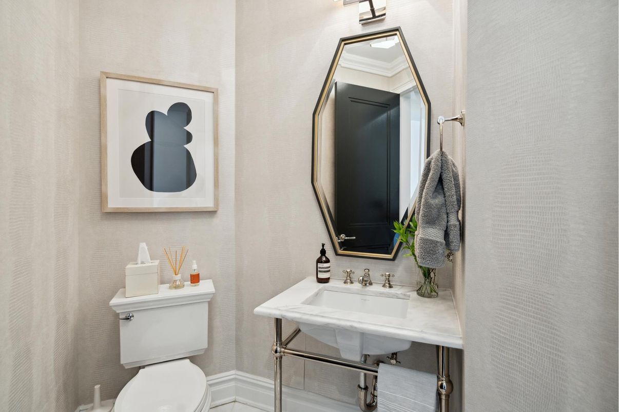 Bathroom, Interior