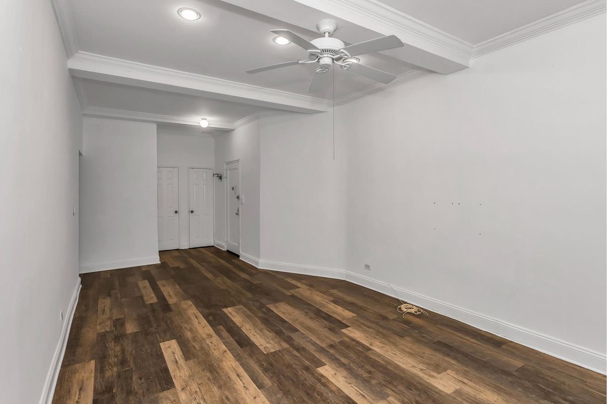 DE Listing image placeholder