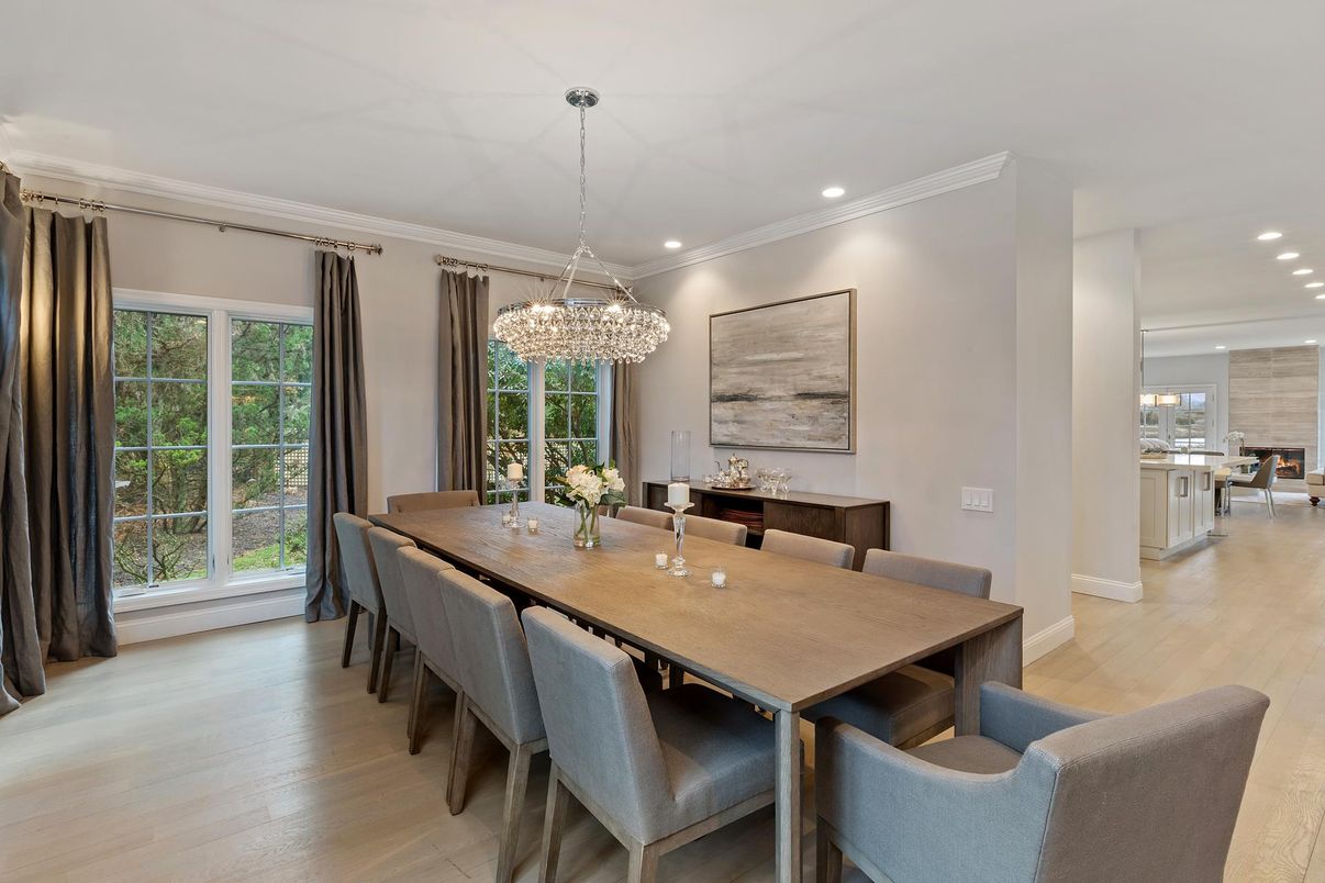 Chandelier, Dining room, Interior, Pendant Lights, Recessed Lighting, Wood Texture Flooring