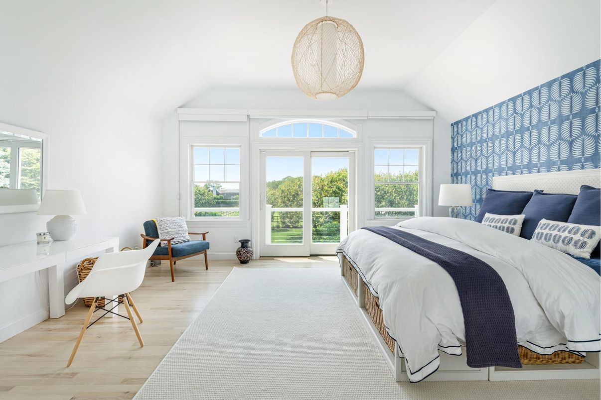Bedroom, Home Office, Interior, Pendant Lights, Wood Texture Flooring