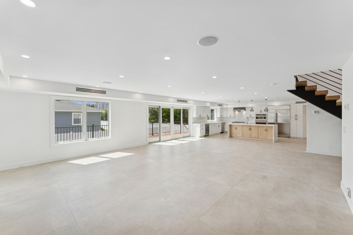 Empty room, Interior, Kitchen, Recessed Lighting