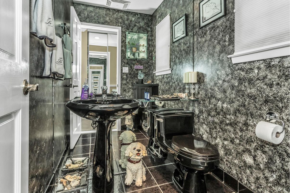 DE Listing image placeholder