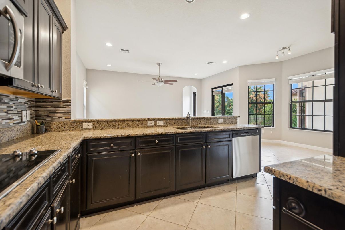 Interior, Kitchen, Recessed Lighting