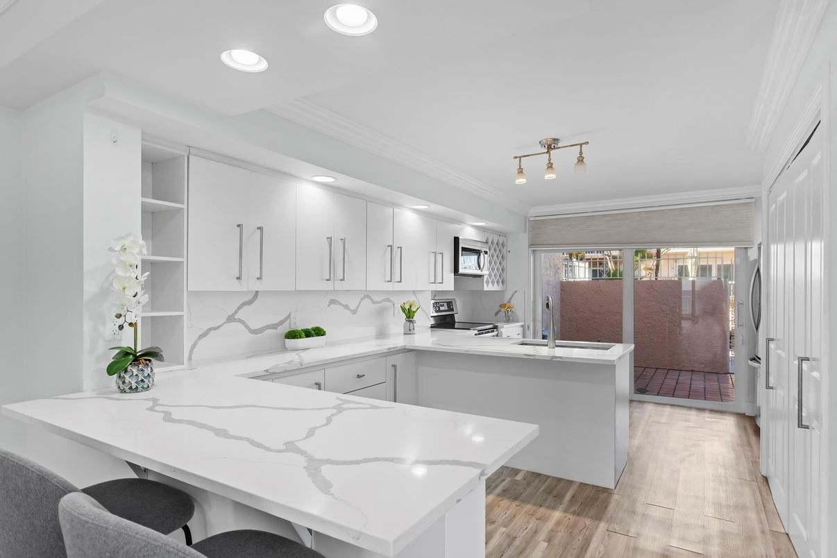 Interior, Kitchen, Recessed Lighting, Wood Texture Flooring