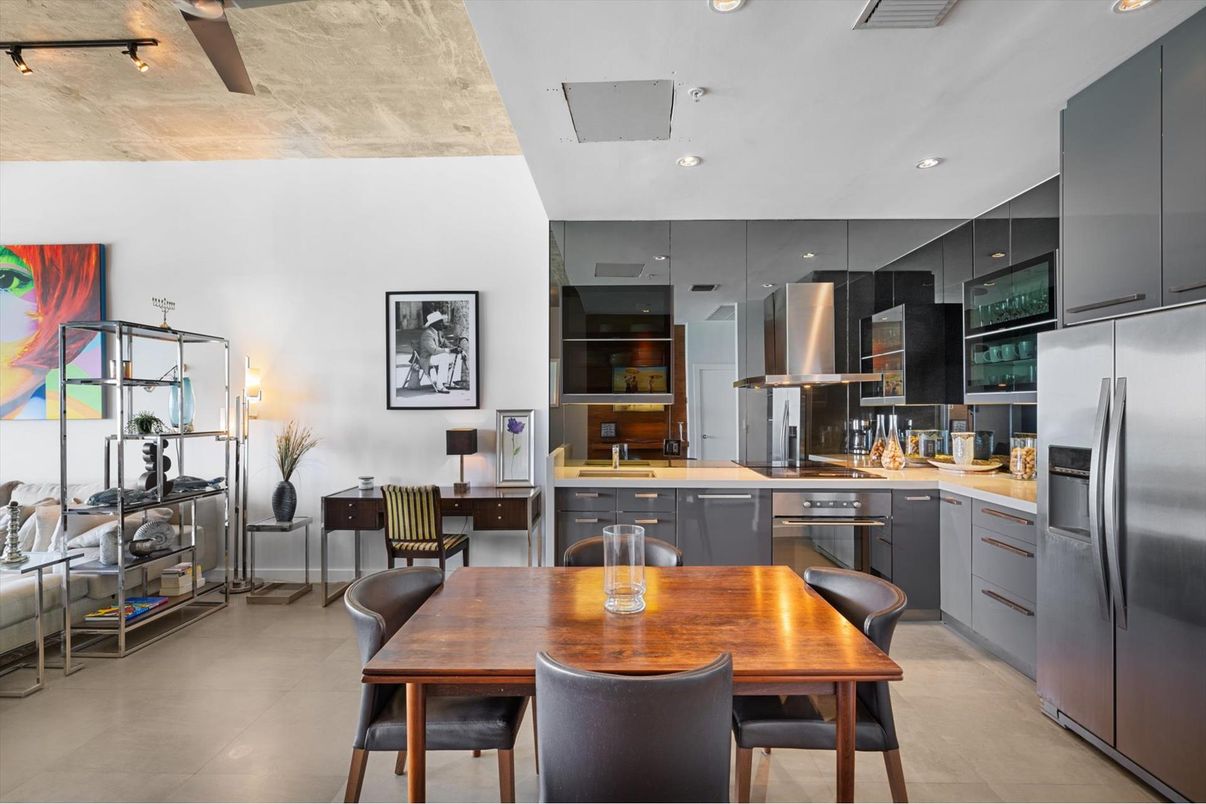 Dining room, Interior, Kitchen, Recessed Lighting, Stainless Steel Appliances