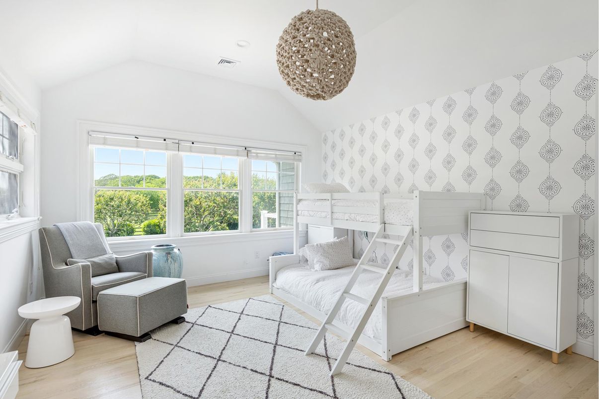 Bedroom, Interior, Pendant Lights, Wood Texture Flooring