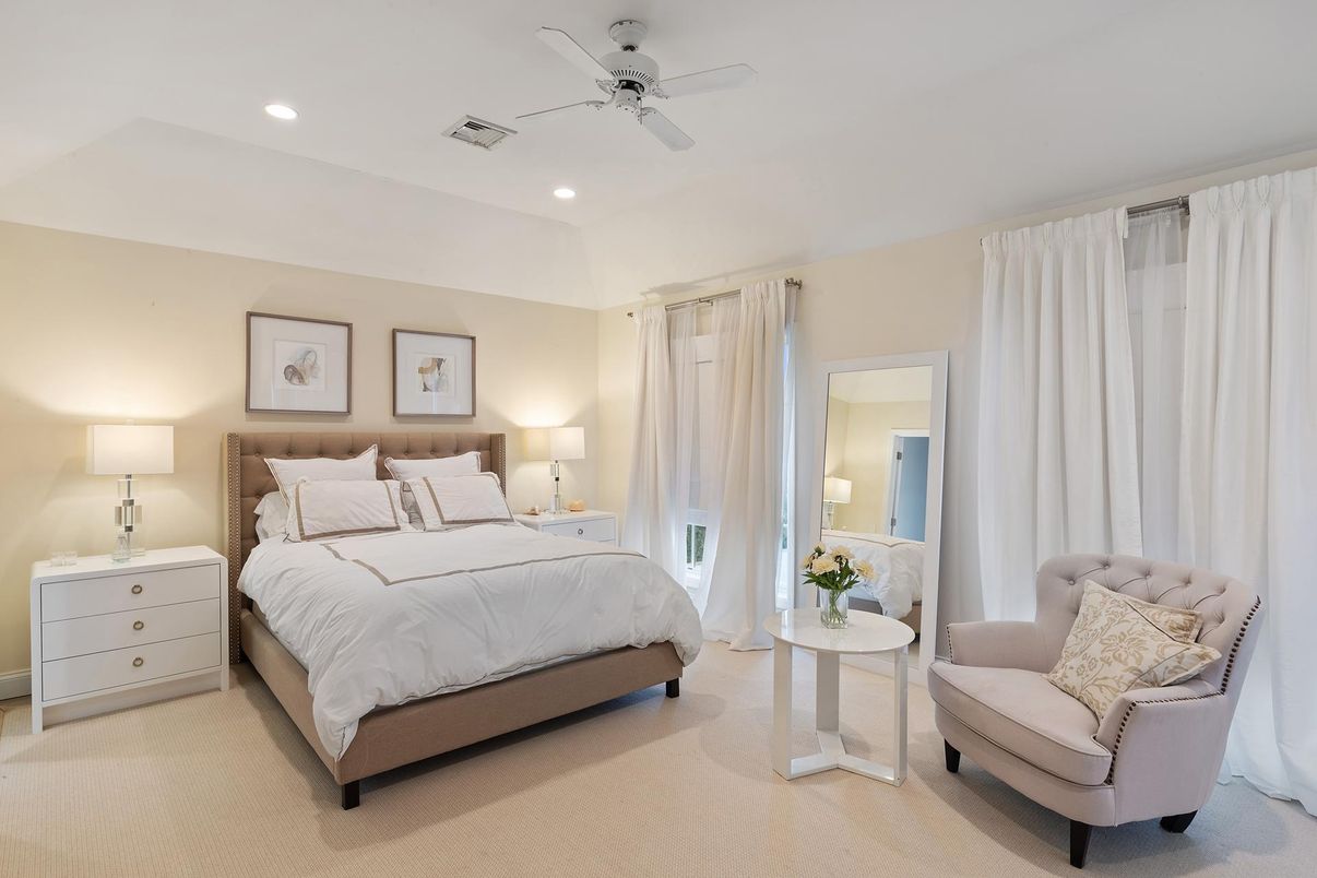 Bedroom, Interior, Recessed Lighting