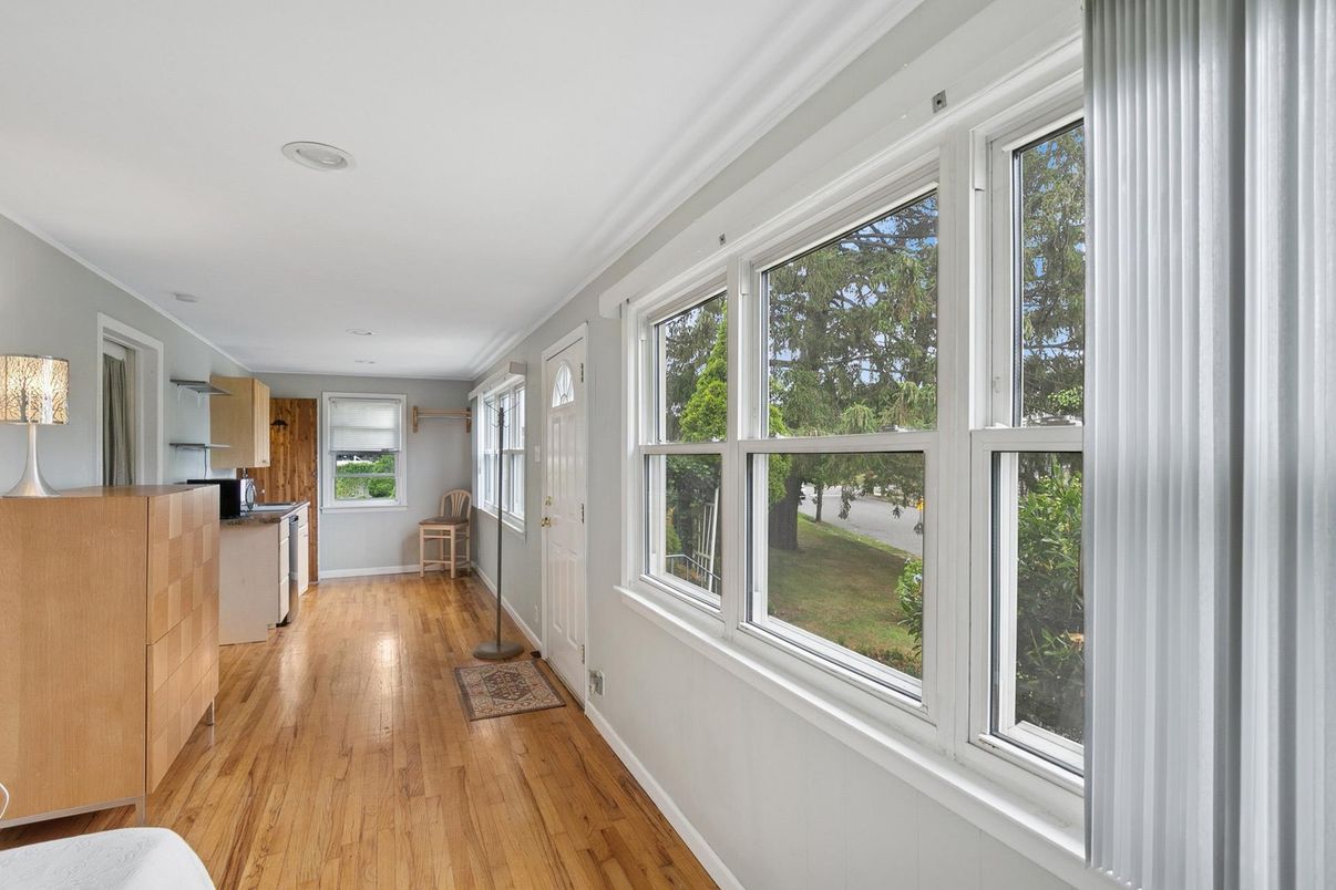 Backyard, Exterior, Facade, American Foursquare