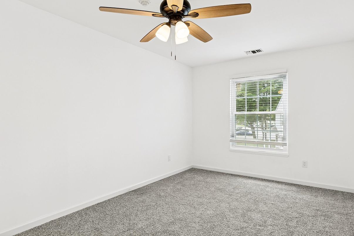 DE Listing image placeholder