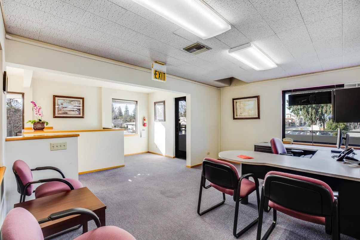Dining room, Interior