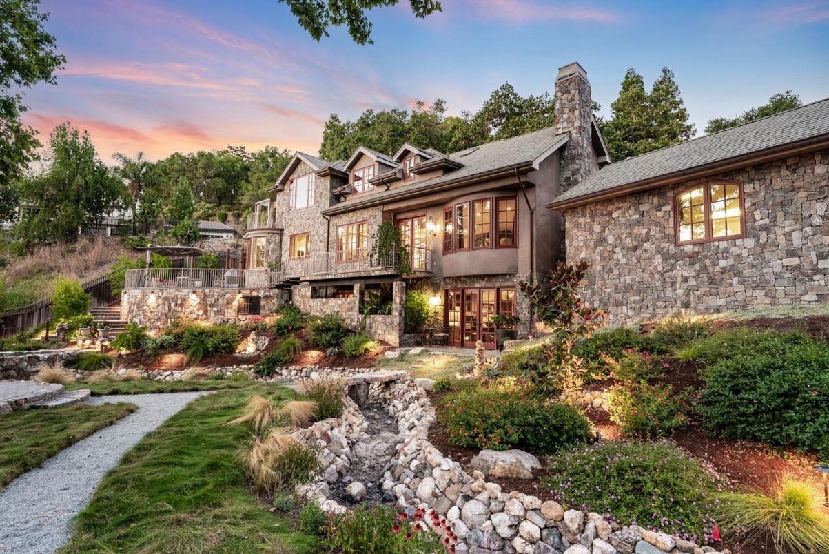 Backyard, Exterior, Facade, Tudor Revival