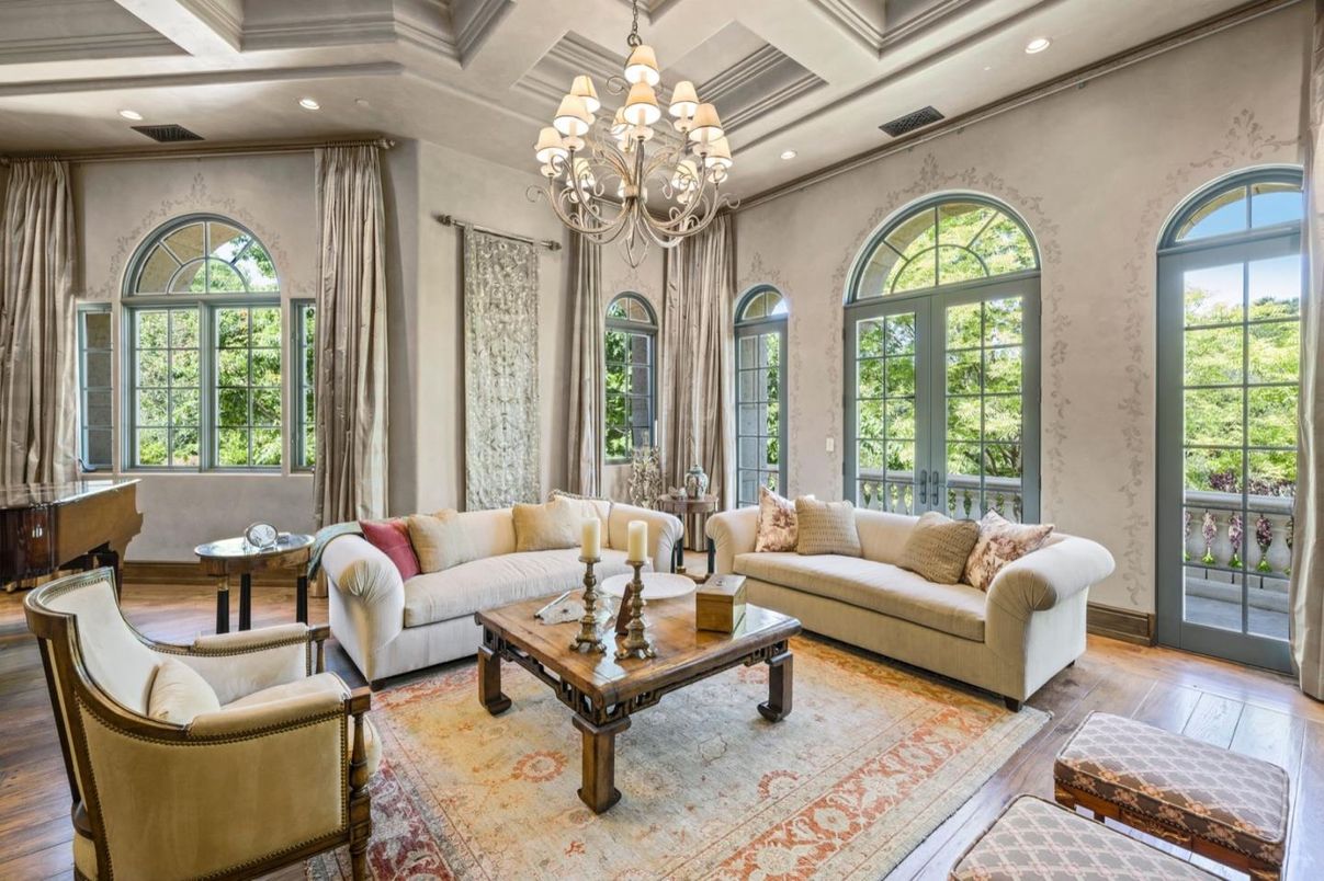 Chandelier, Interior, Living room, Recessed Lighting, Wood Texture Flooring