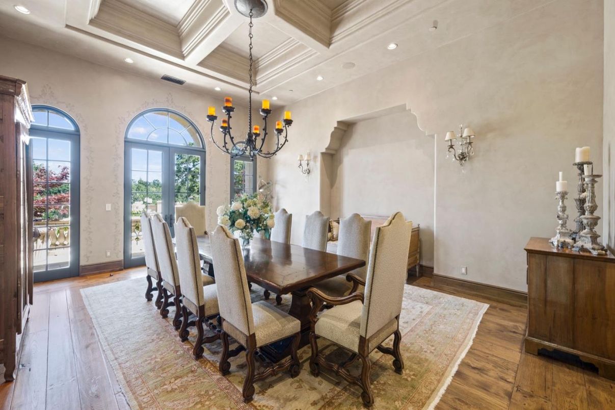 Chandelier, Dining room, Interior, Pendant Lights, Recessed Lighting, Wood Texture Flooring