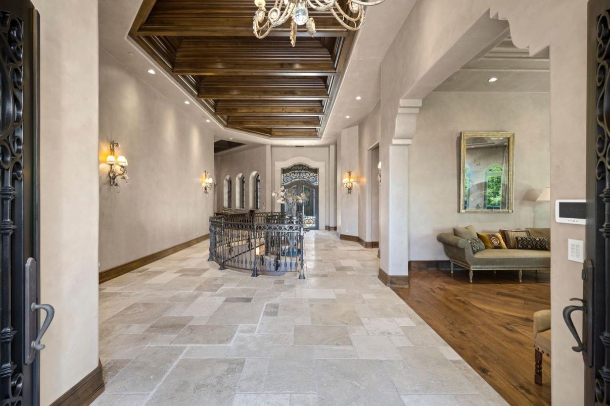 Chandelier, Interior, Recessed Lighting, Wooden Beams, Wooden Ceilings, Wood Texture Flooring