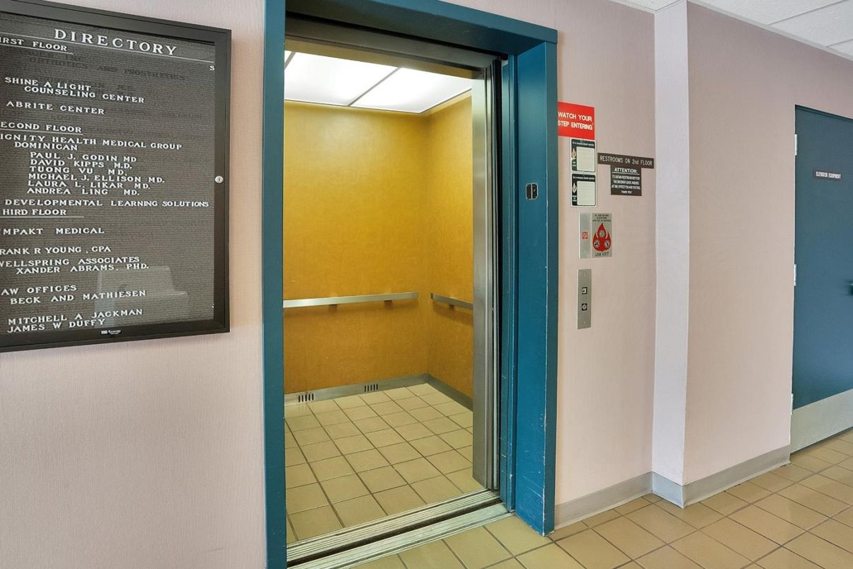 Elevator, Interior