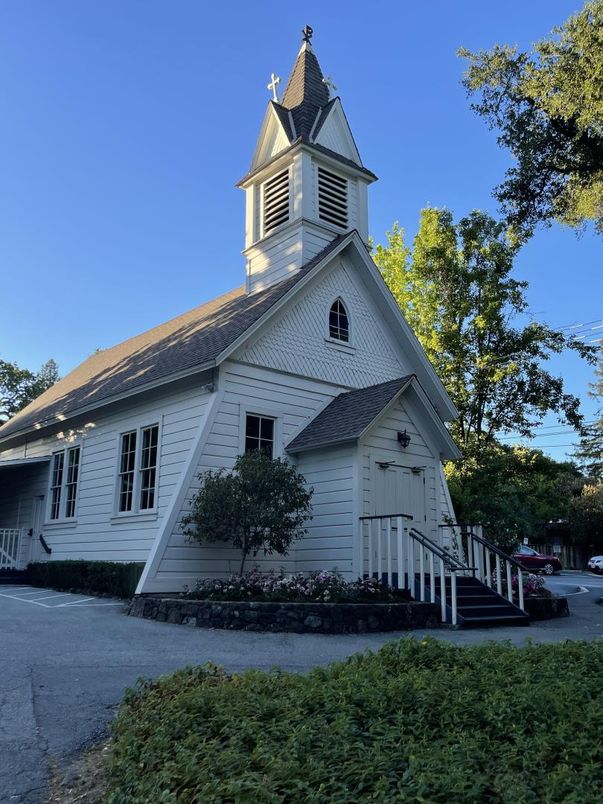 Exterior, Facade, Queen Anne Victorian