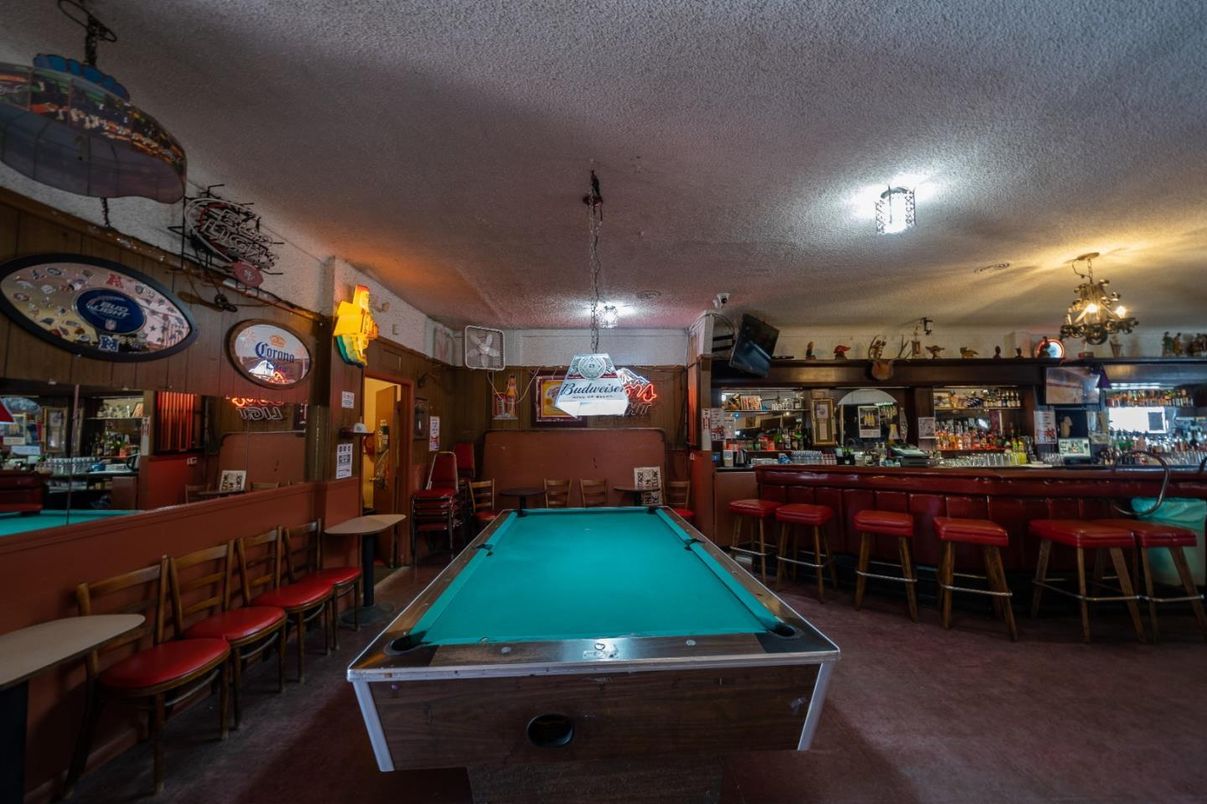 Billiard Table, Game Room, Interior, Pendant Lights