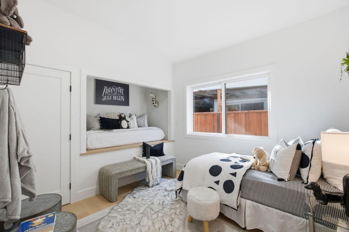Bedroom, Interior, Wood Texture Flooring