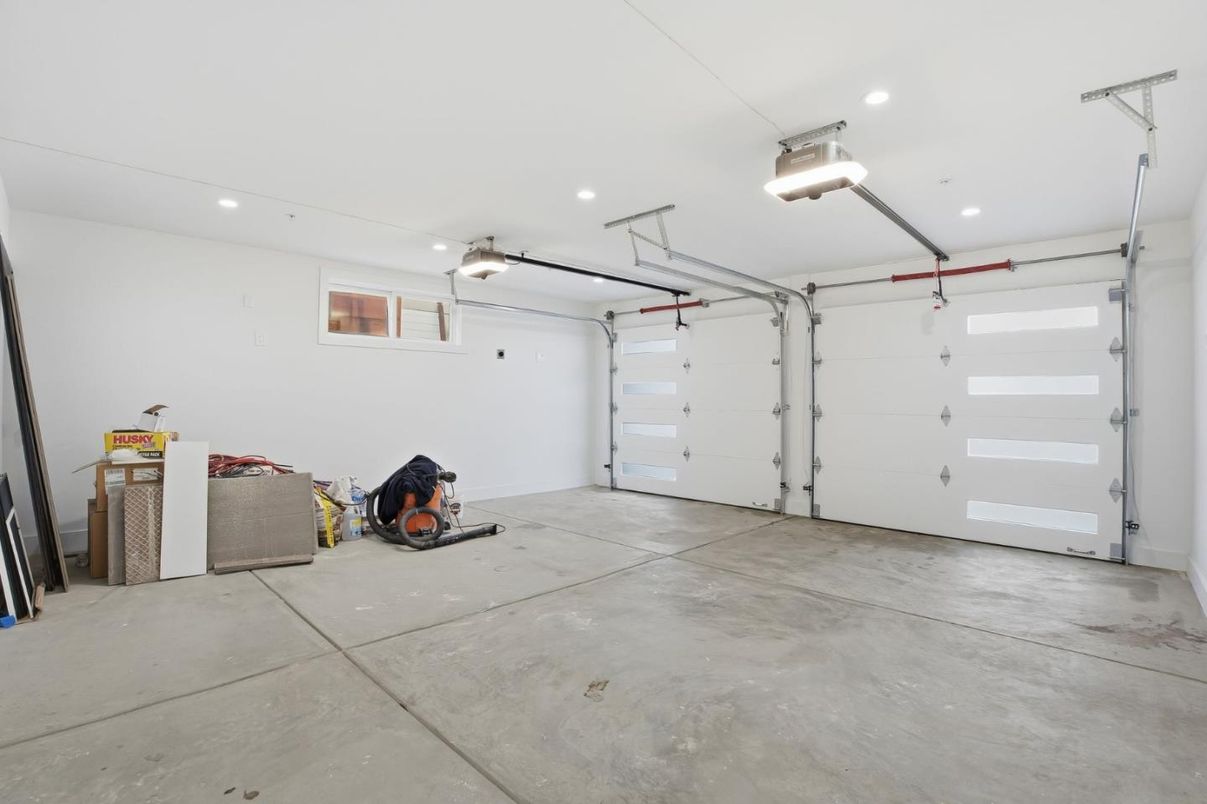 Garage, Interior, Recessed Lighting