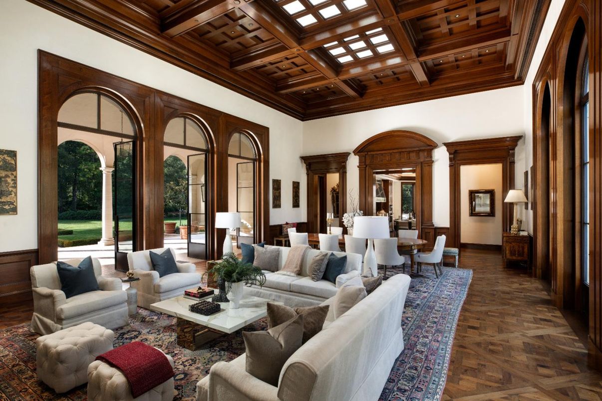 Dining room, Interior, Living room, Recessed Lighting, Wooden Beams, Wooden Ceilings, Wood Texture Flooring