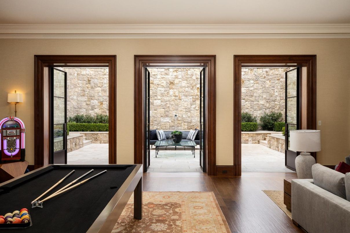 Billiard Table, Game Room, Interior, Wood Texture Flooring