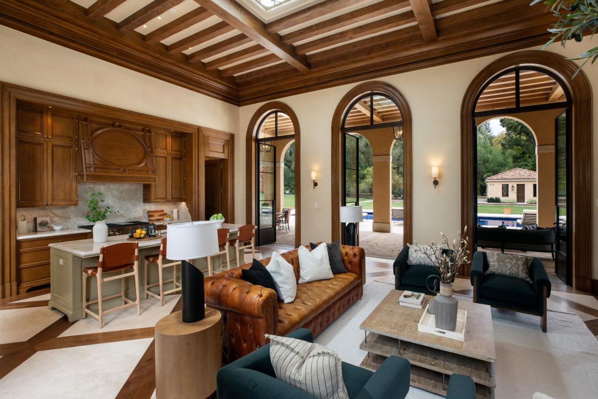 Dining room, Interior, Kitchen, Living room, Wooden Beams, Wooden Ceilings