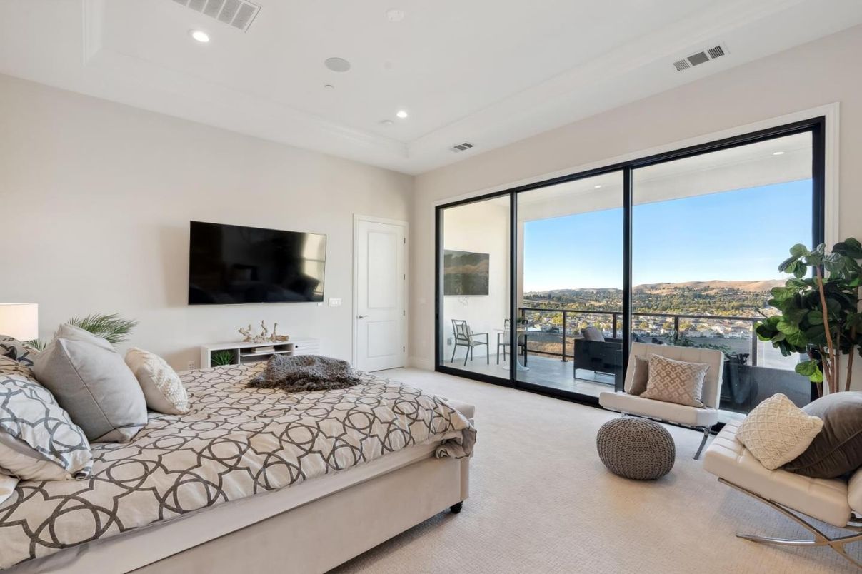 Bedroom, Interior, Recessed Lighting